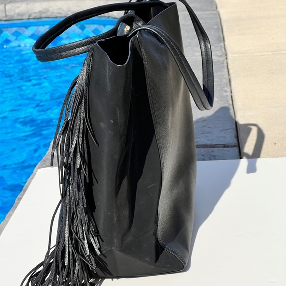NWOT Victoria's Secret Black Vegan Leather Suede Like Fringe Purse - Picture 4 of 5